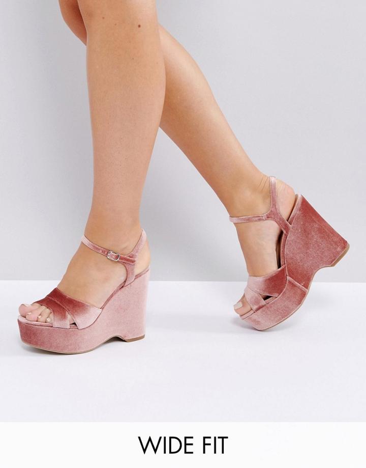 New Look Wide Fit Velvet Platform Wedge Sandal - Pink