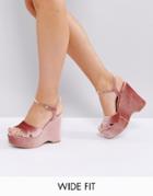 New Look Wide Fit Velvet Platform Wedge Sandal - Pink