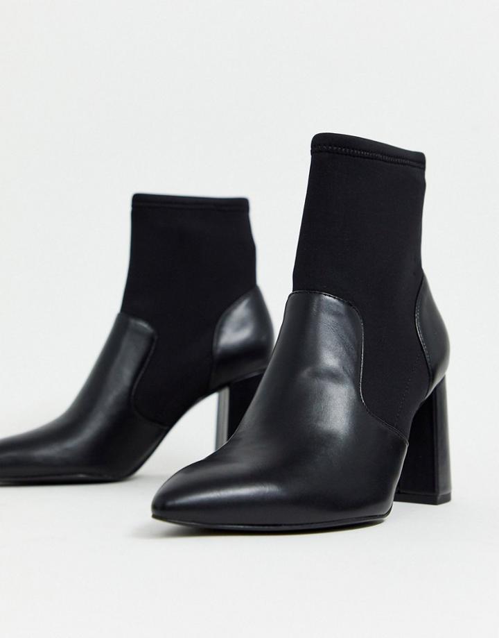 Stradivarius Heeled Boot In Black