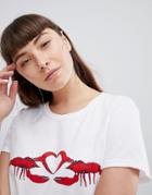 Daisy Street T-shirt With Lobster Heart Print - White