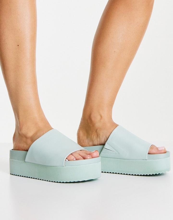 Monki Normandy Flatform Sandals In Green-white