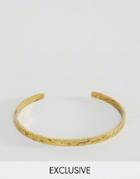 Reclaimed Vintage Textured Bangle In Gold - Gold