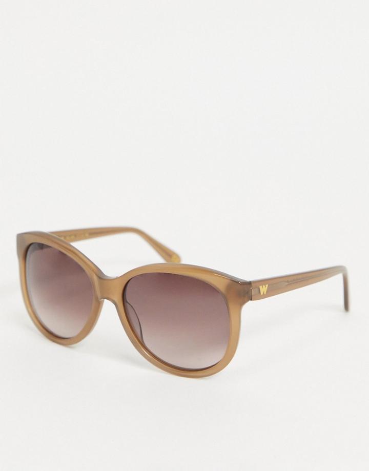Whistles Oversized Style Sunglasses-white