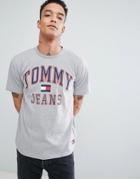 Tommy Jeans 90's Capsule Logo T-shirt In Gray Marl - Gray