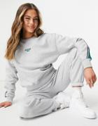 Guess Crew Neck Oversized Logo Sweater In Gray-grey