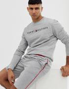Tommy Hilfiger Crew Neck Sweatshirt With Chest Logo In Gray - Gray