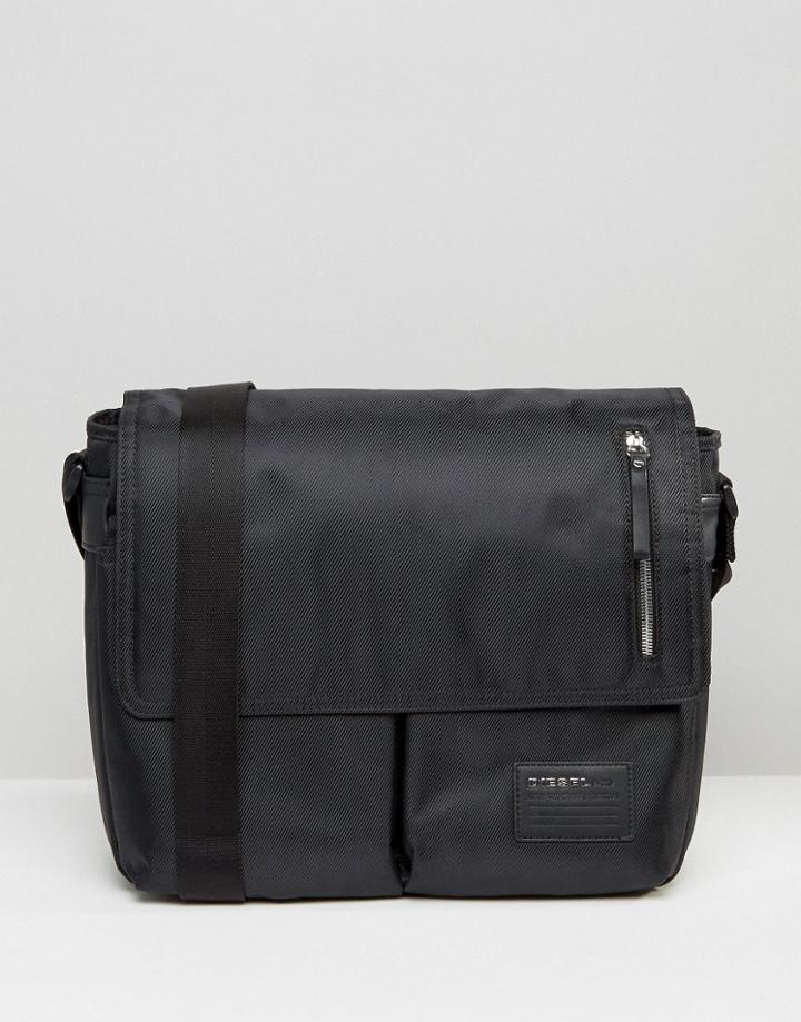 Diesel Chorus Satchel In Black - Black