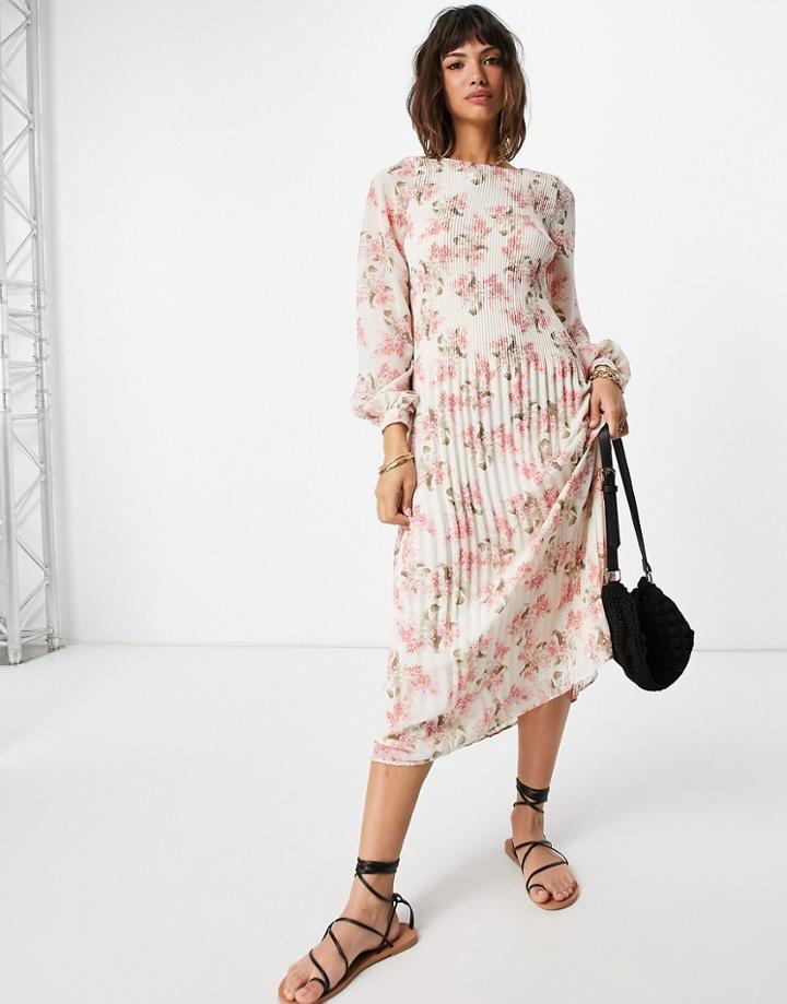 Vila Pleated Shift Dress With Long Sleeve In White