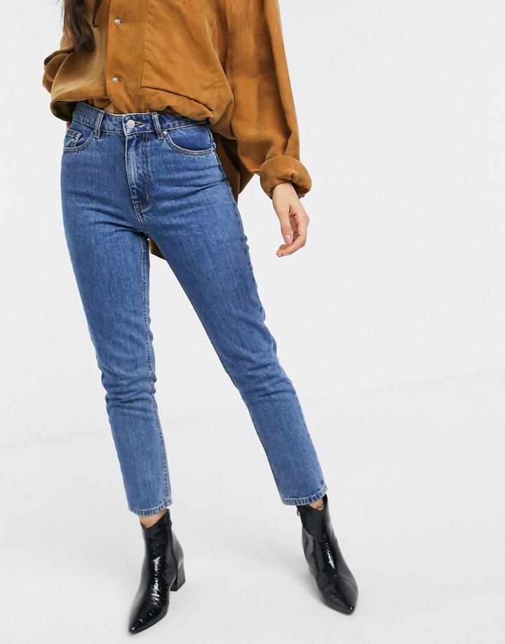 Vero Moda High Waist Mom Jean In Blue-blues