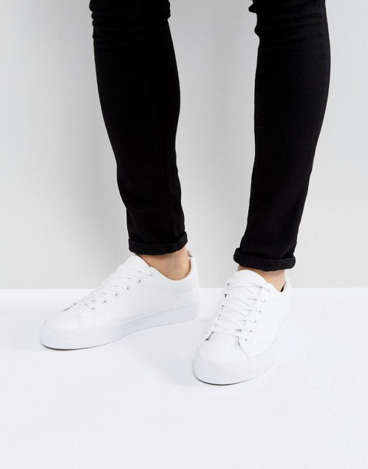 Bershka Lace Up Sneaker In White - White