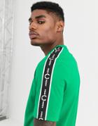 Fred Perry Taped T-shirt In Green-gray