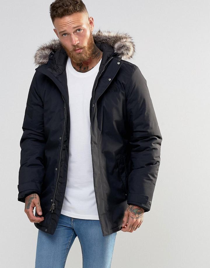 The North Face Zaneck Insulated Parka In Black - Black