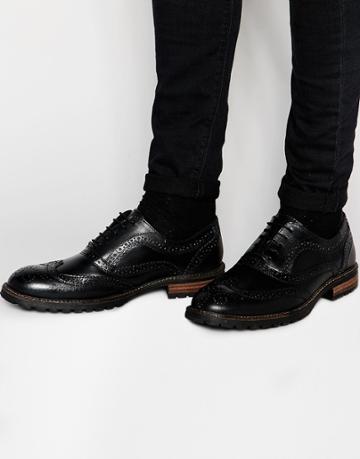 Red Tape Brogues - Black