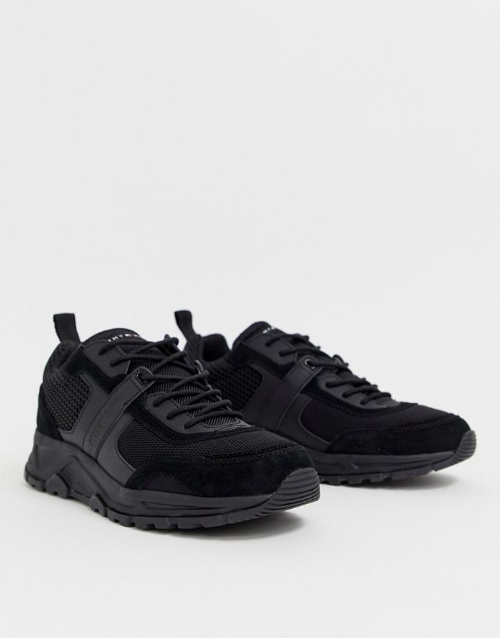Tommy Hilfiger Material Mix Lightweight Logo Sneaker In Black - Black