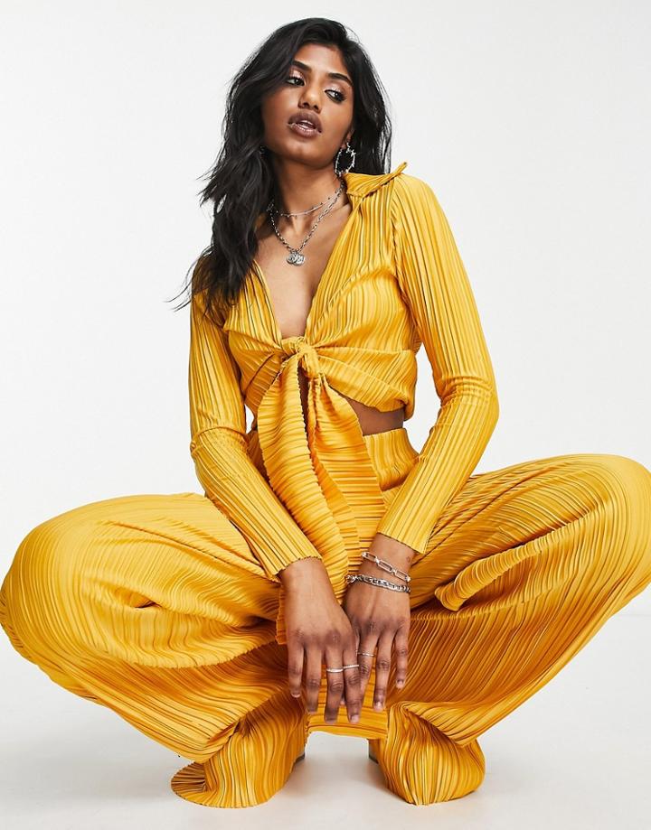 I Saw It First Plisse Tie Front Crop Top In Mango - Part Of A Set-orange