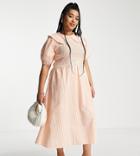 Neon Rose Plus Midi Dress With Shirred Bodice And Oversized Collar In Apricot Gingham Seersucker-multi