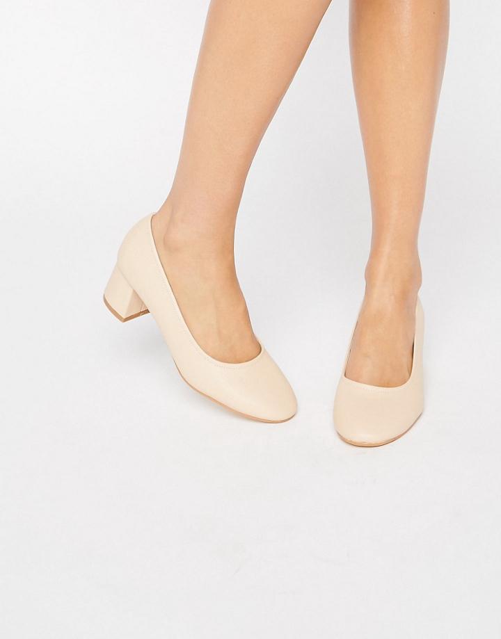 Truffle Kitten Heel Glove Shoe - Beige