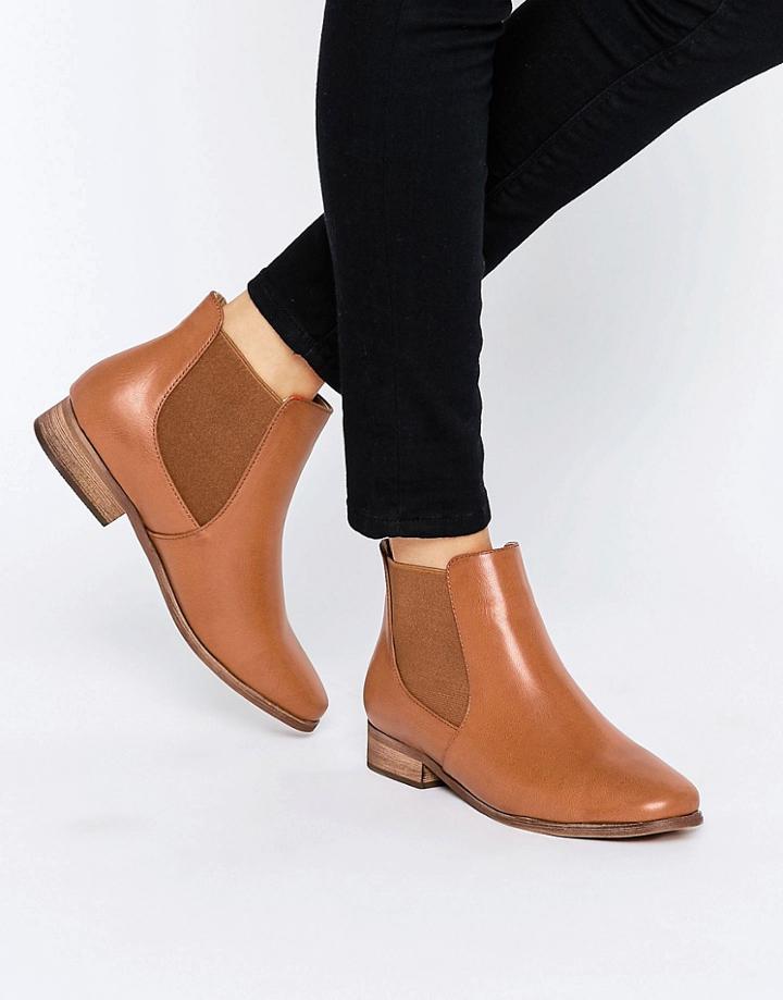 London Rebel Classic Flat Chelsea Boots - Tan