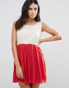 Jasmine Pleat And Lace Dress - Red