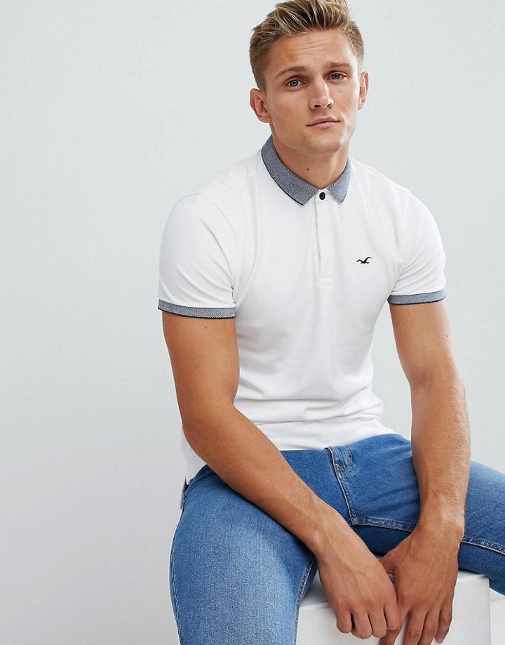 Hollister Modern Tonal Collar Icon Logo Pique Polo In White - White
