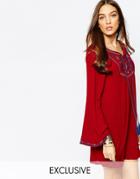 Kiss The Sky Folklaw Dress With Embroidered Neck - Red