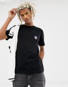 K-swiss Classic Shield Logo T-shirt In Black - Black