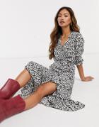Brave Soul Tara Daisy Print Wrap Dress-black