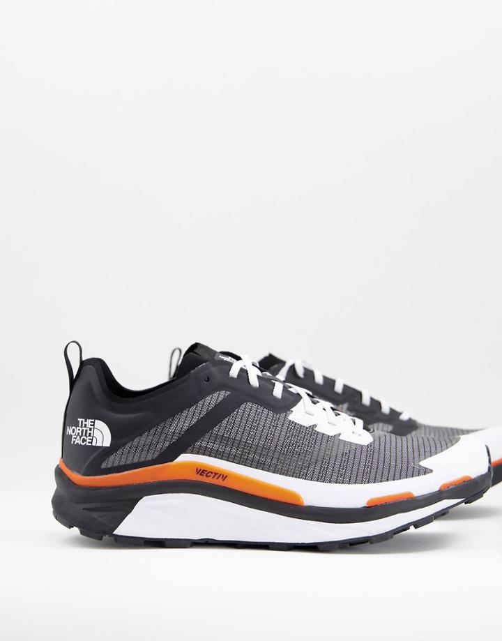 The North Face Infinitive 160 Sneakers In White