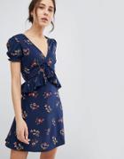 Influence Frill Detail Tea Dress With Puff Sleeve In Floral Print - Navy