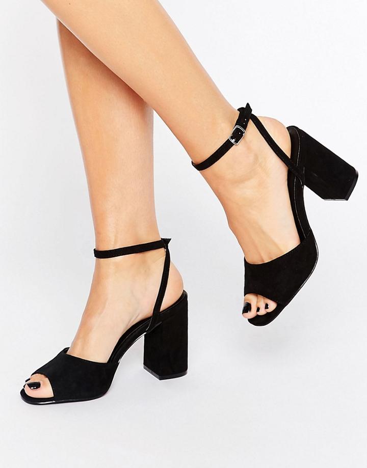 Truffle Flare Heeled Sandal - Black