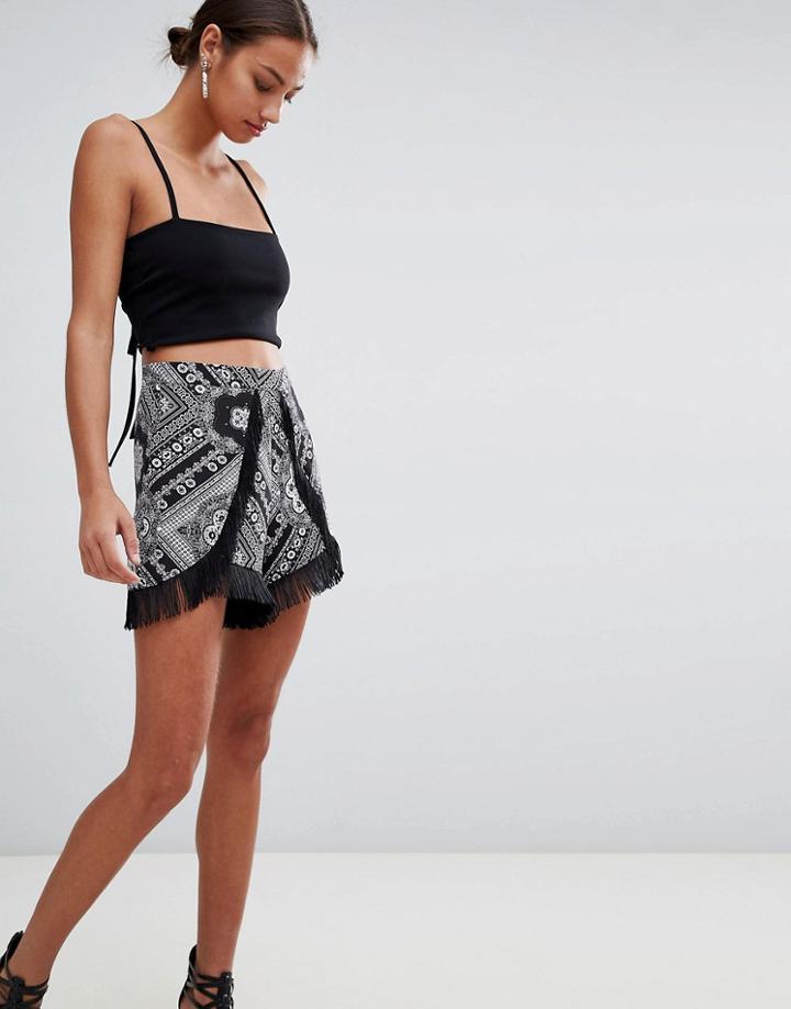 Missguided Scarf Print Fringe Shorts - Multi