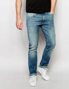Wrangler Larston Slim Tapered Jeans In Green Bay - Green Bay
