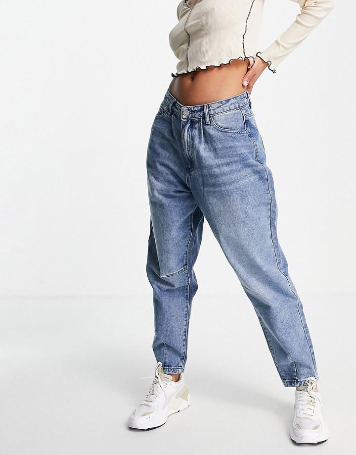 Missguided High Rise Carrot Leg Jean In Light Blue-blues