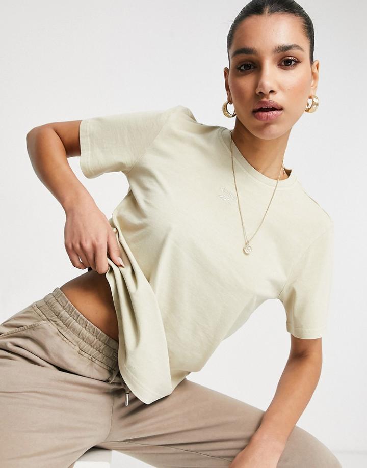 Reebok Natural Dye Central Logo T-shirt In Beige-neutral