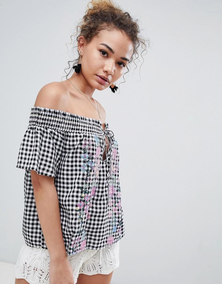 En Creme Short Sleeve Off Shoulder Top Gingham Top With Embroiderry - Black