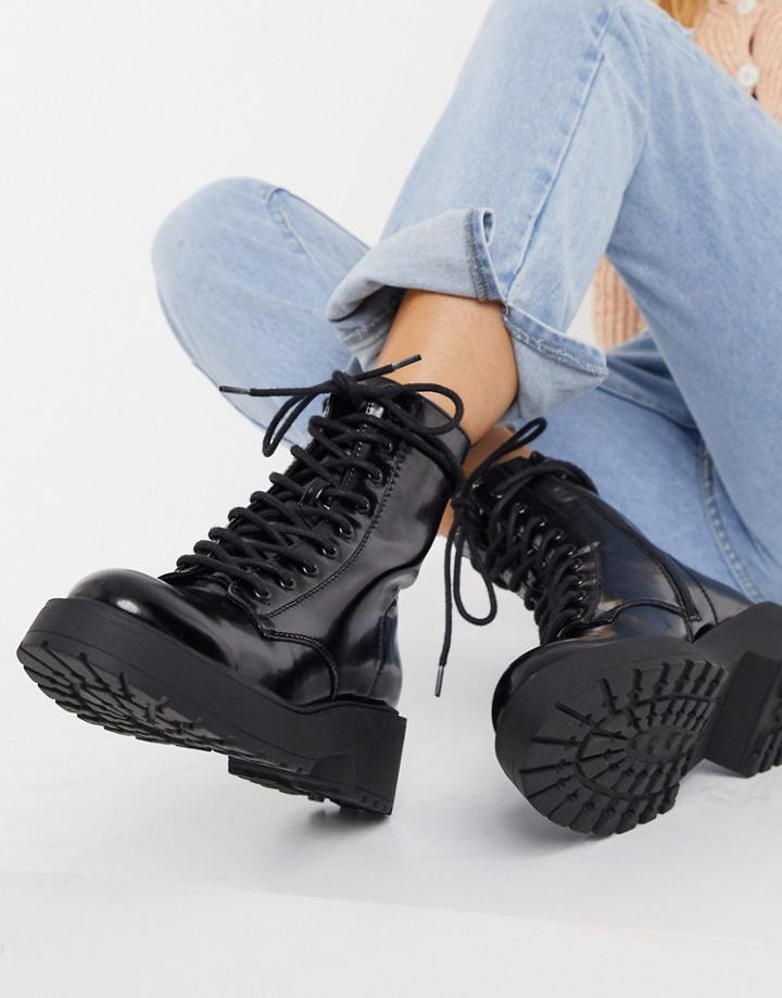 Pull & Bear Lace Up Biker Boot With Chunky Sole In Black