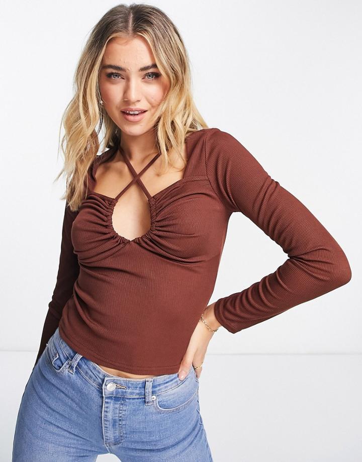 New Look Long Sleeve Keyhole Cut Out Top In Brown