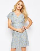 Closet Tea Dress In Pineapple Print - Pale Blue