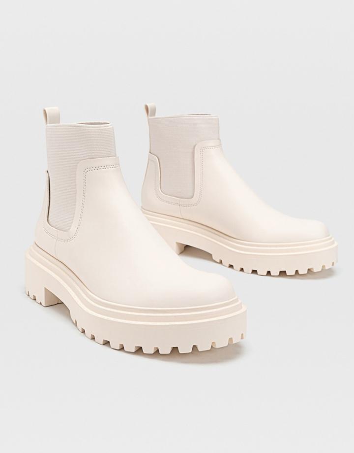 Stradivarius Flat Chelsea Boot With Rubber Sole In Ecru-white
