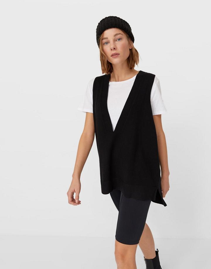 Stradivarius Oversized V-neck Knit Tank In Black