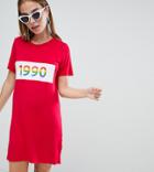 Boohoo Petite Rainbow 1990 Slogan T-shirt Dress - Red