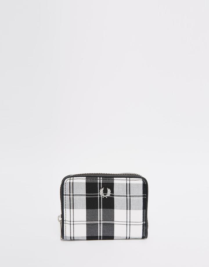 Fred Perry Purse In Monochrome Check - Snow White