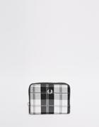 Fred Perry Purse In Monochrome Check - Snow White