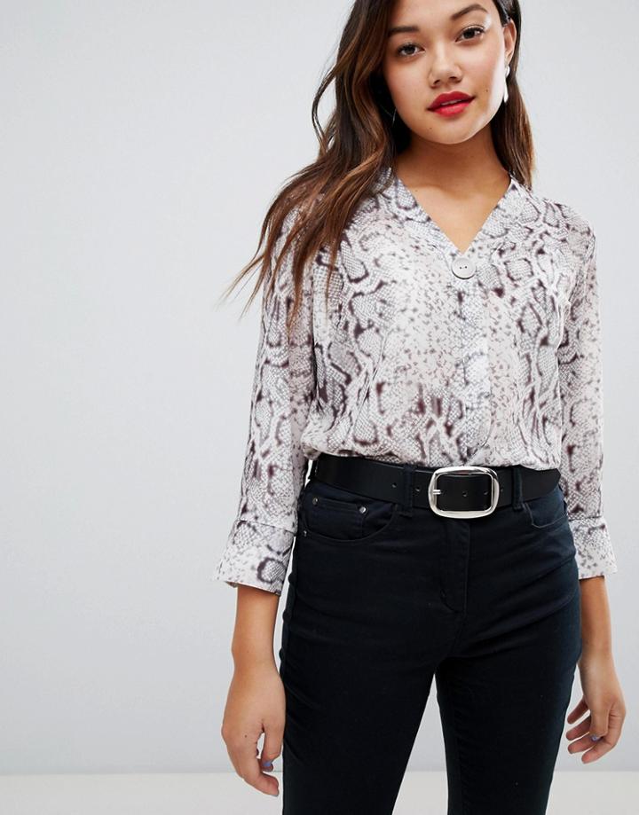 New Look Shirt In Snake Print - Gray