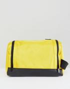 11 Degrees Toiletry Bag In Yellow - Yellow