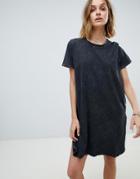 Nytt Willow T-shirt Dress - Black
