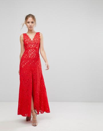 Aijek Maxi Dress In Scallop Lace With Front Slit - Red