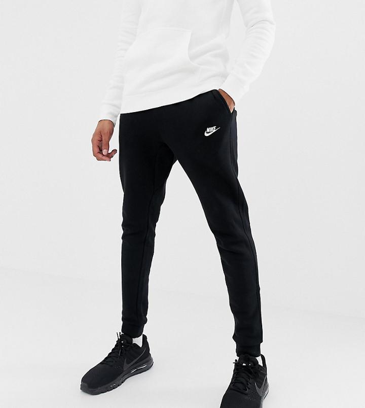 Nike Club Plus Jogger In Black