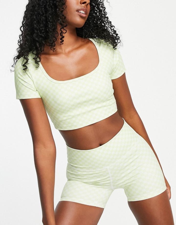 Daisy Street Active Checkerboard Print Crop Top In Green