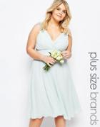 Tfnc Plus Wedding Prom Midi Dress With Embellished Shoulders - Green